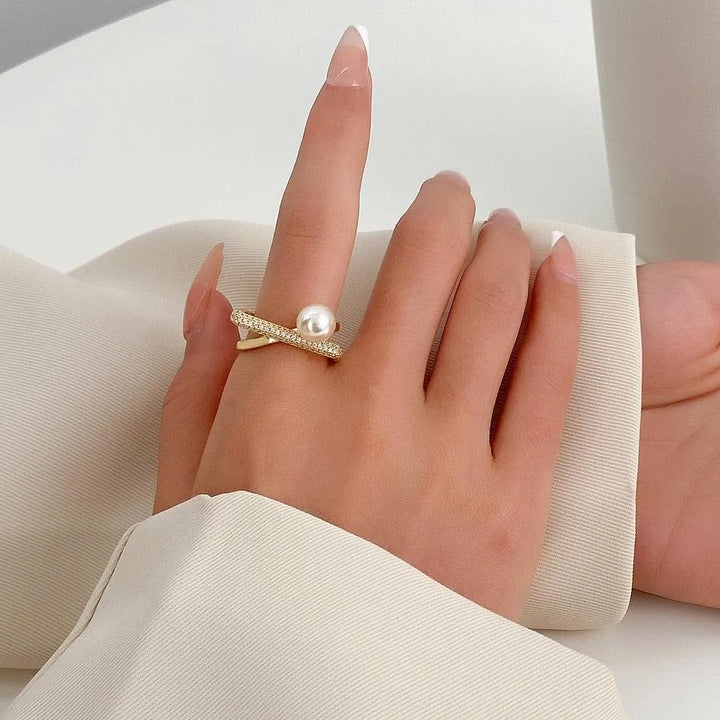 legant Baroque Pearl Ring | 18k Gold Plated CZ Cross Twist Rings - themiraclebrands.com